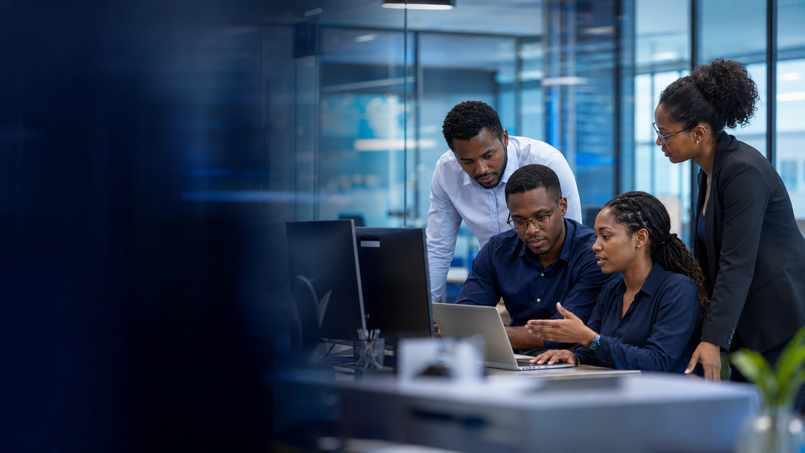 équipe professionnelle diverse en collaboration
